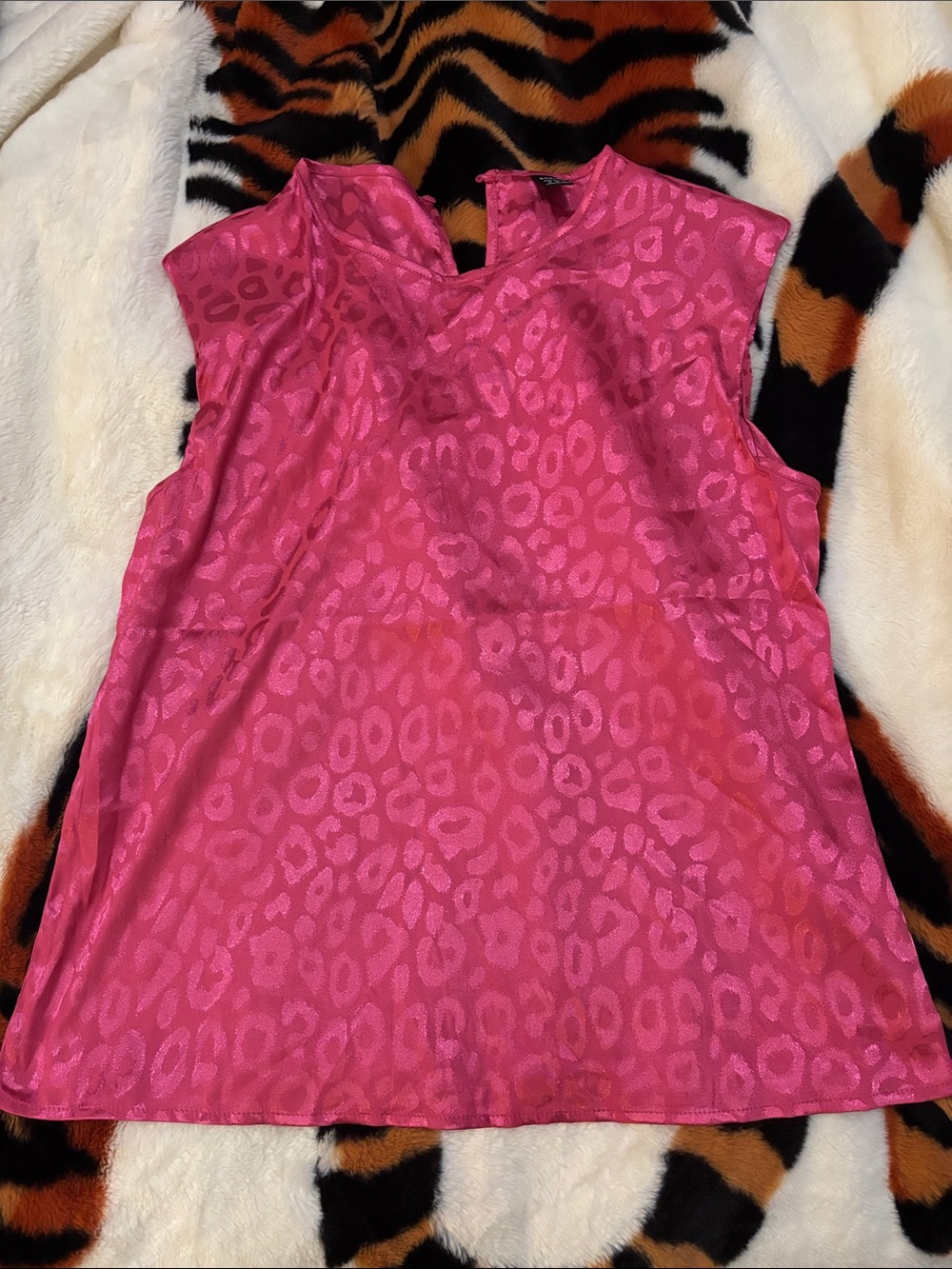 Women’s Leopard Print Business Casual Shirt